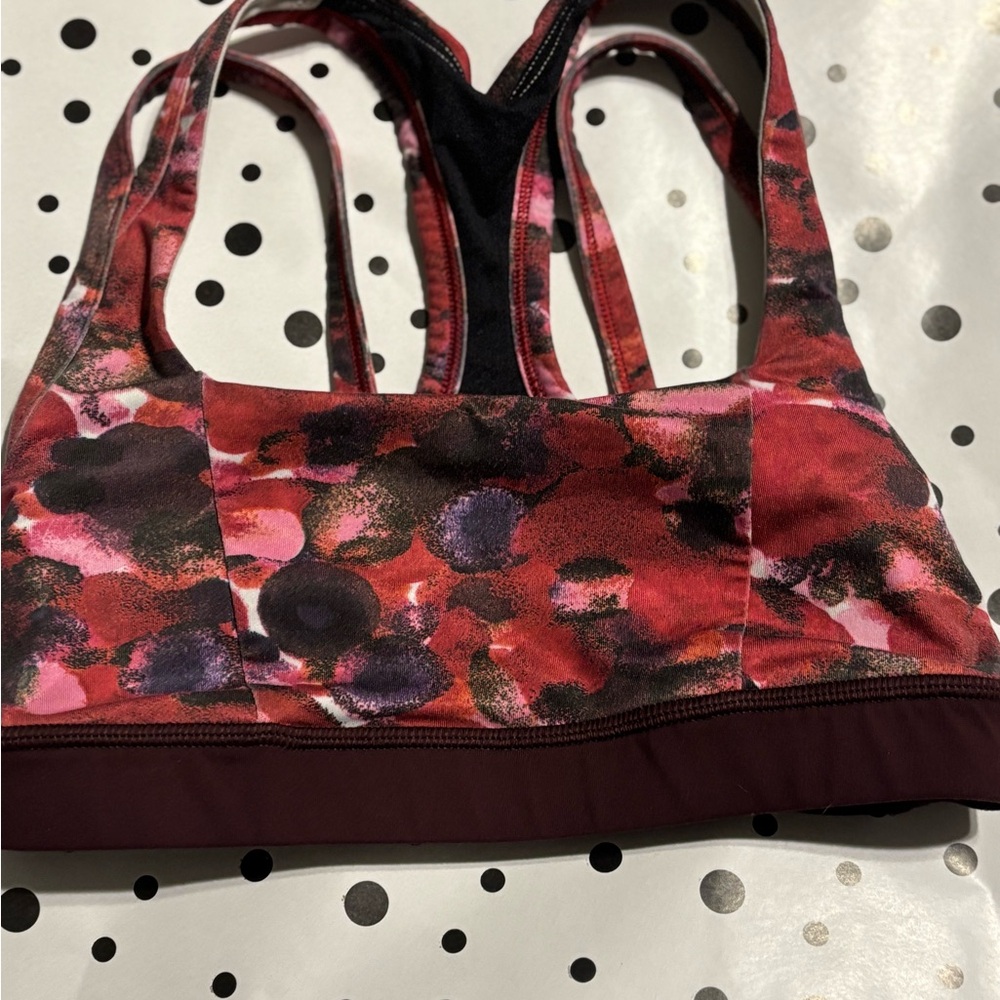 Lululemon size 4 bra